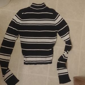 Striped stretchy mock neck long sleeve